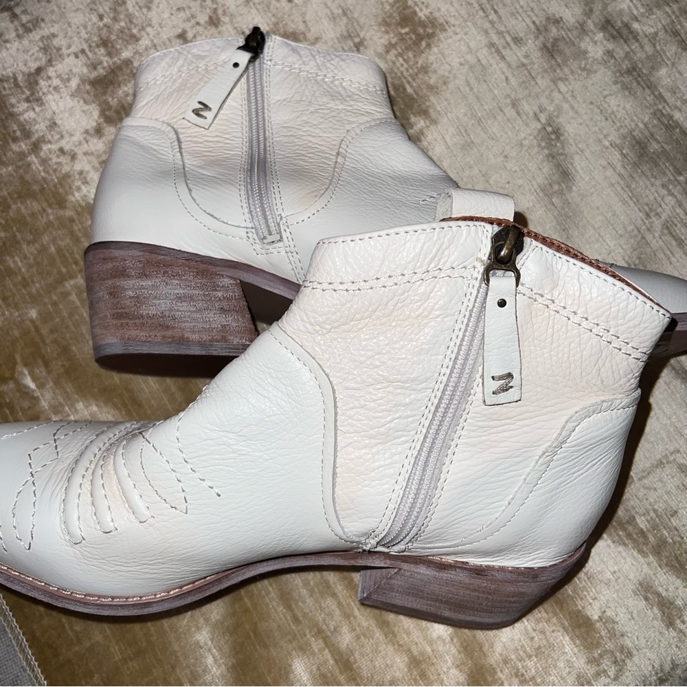 Zodiac white /cream Kelsey western boots - Picture 2 of 11